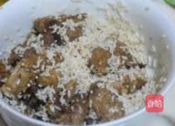 荷香糯米蒸排骨的做法图解7