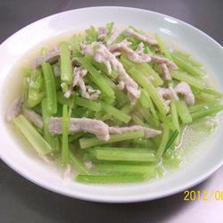 芹菜炒肉丝的做法[图]