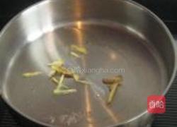 卷心菜炒虾的做法图解2