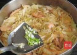 卷心菜炒虾的做法图解7