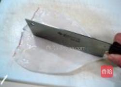 芫荽爆鱿鱼的做法图解1