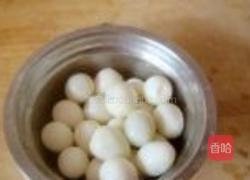 红烧圣女果鹌鹑蛋的做法图解2