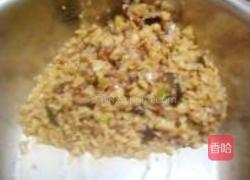 猪肉莲藕馅饼的做法图解3