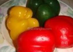 彩椒蚝油炒肉片的做法图解1