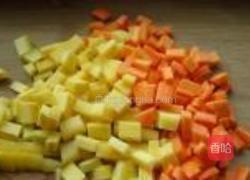 腊肉胡萝卜焖饭的做法图解4