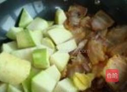 青萝卜炖腊肉的做法图解6