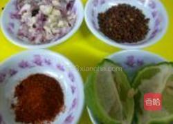 炒酸辣子白菜的做法图解1