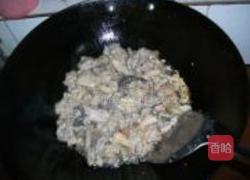 鱼肠煎蛋的做法图解4