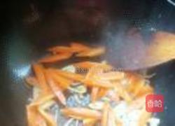 金针菇黄瓜炒鸡蛋的做法图解10