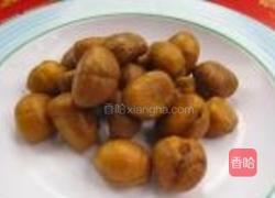 牛肉烧板栗的做法图解1