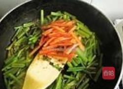 芹菜炒猪肝的做法图解10