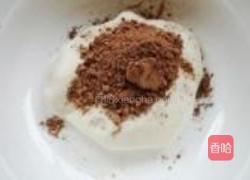 八字胡小丑的做法图解3