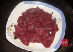 蚝油牛肉的做法图解1