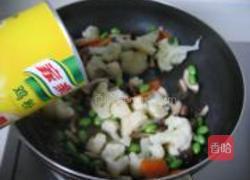 菜花炒豆菇的做法图解10