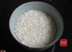 玫瑰花桂圆粥的做法图解3