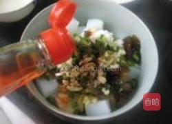 皮蛋榨菜拌凉粉的做法图解6