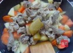 咖喱牛腩的做法图解8