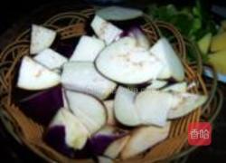 鲜香美味的地三鲜的做法图解1