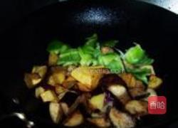 鲜香美味的地三鲜的做法图解8