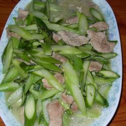 芦笋炒肉片的做法[图]