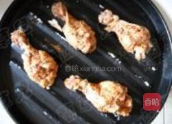 微波香辣红酒鸡腿的做法图解6