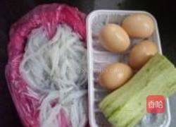 西葫芦银鱼炒蛋的做法图解1