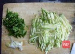 西葫芦银鱼炒蛋的做法图解2