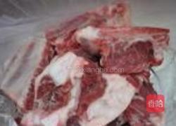 芸豆芋头炖排骨的做法图解1