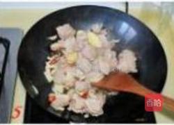 土豆烧鸭腿的做法图解6