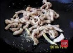 荸荠烧肉丝的做法图解4