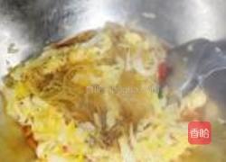 包菜粉条的做法图解4