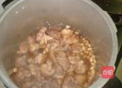 黄酒花生焖猪手的做法图解4