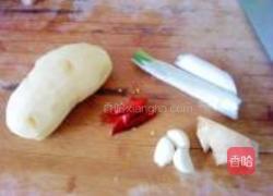 酸辣土豆丝的做法图解1