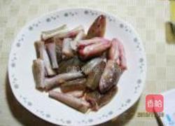 狗鱼炖豆腐的做法图解3