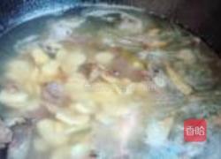 蚕豆煮枇杷叶的做法图解7
