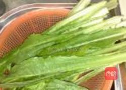 蚝油陈醋拌油麦菜的做法图解1