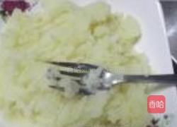金针菇盖土豆泥的做法图解3