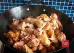 三黄鸡烧五花肉的做法图解5