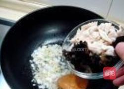 木耳炒鸡片的做法图解9