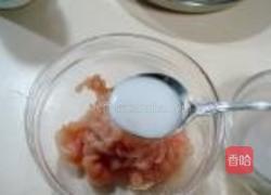 木耳炒鸡片的做法图解2