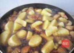 土豆烧牛肉的做法图解13