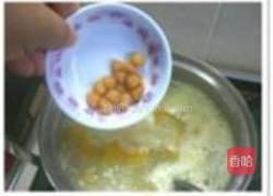 南瓜干贝粥的做法图解3