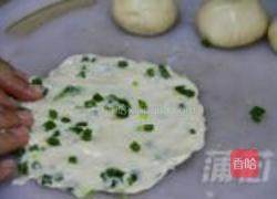 自制葱油饼的做法图解8