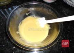 八寸戚风蛋糕的做法图解2