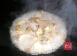 蒜苗芹菜炒慈菇的做法图解4