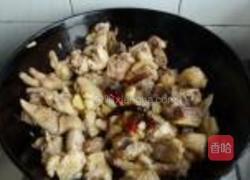 茶树菇炒仔鸡的做法图解9