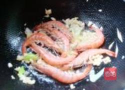 蒜香大虾包菜的做法图解8