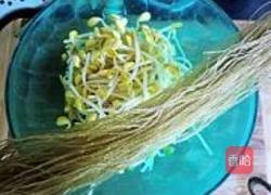 黄豆芽炒粉丝的做法图解1