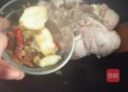 私房菜啤酒卤猪肘的做法图解6