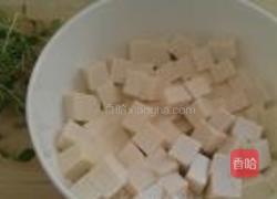 香椿苗拌豆腐的做法图解2